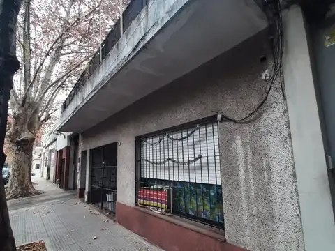 Casa 6 ambientes con 3 baños