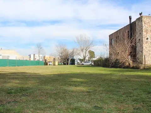 Barrio La cañada, Pilar