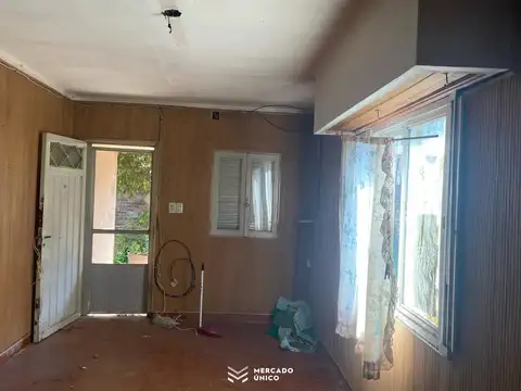 Llerena 2900, Piso Lle