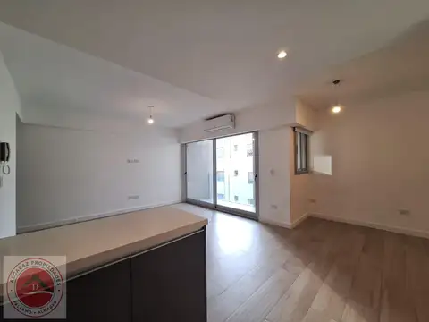 Departamento en Alquiler en Monserrat, $ 700.000