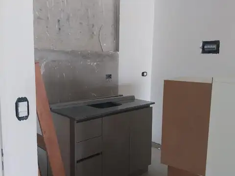 Oficina de dos ambientes centro de Banfield