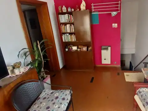 Depto Tipo Casa en Venta de 4 ambientes