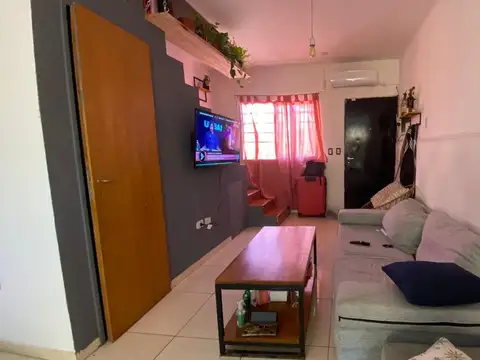 Depto Tipo Casa en Venta en Berazategui Oeste, USD 58.000