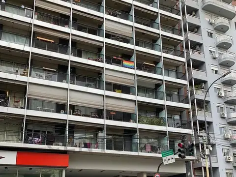 Corrientes 6300, Piso 0