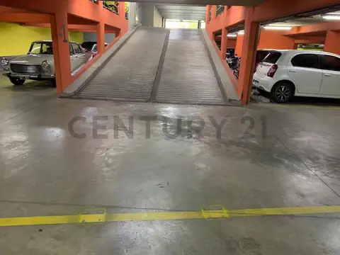 Corrientes 6300, Piso 0