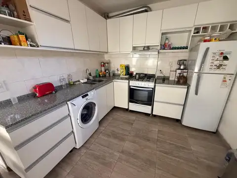 Casa Ph Fondo - 3 Amb C/patio - Hurlingham (villa Club)