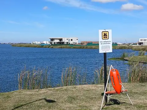 Terreno en Venta de 683,0 m2