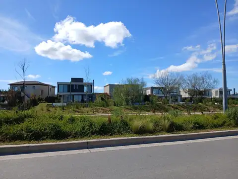 Terreno en Venta 35  mts Fondo
