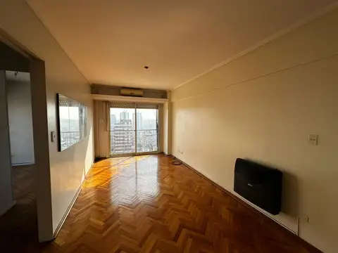Tronador 3800, Piso 15