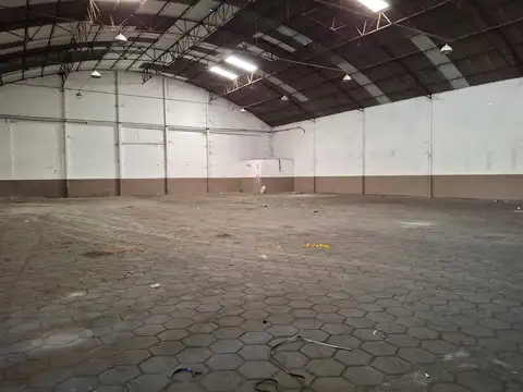 Depósito de 1.185 m2 cubiertos - Jose León Suarez