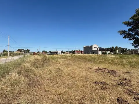 Terreno en Venta en Parada Robles, USD 33.000
