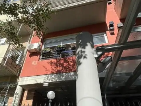 Carlos Francisco Melo 2200 , Piso 2