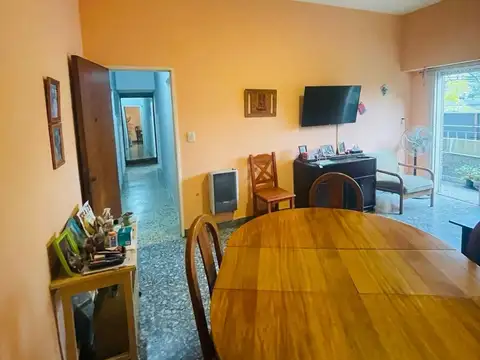 Depto Tipo Casa en Venta 25 años