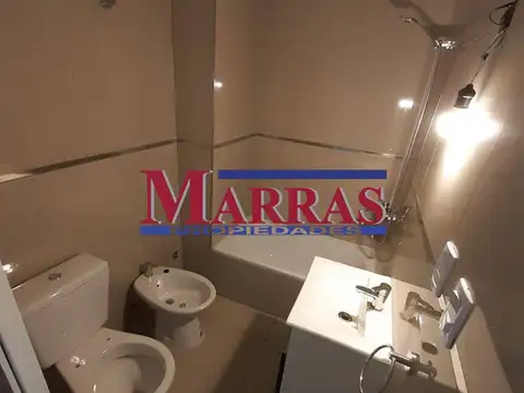 Departamento en Alquiler en Lomas del Mirador, $ 430.000