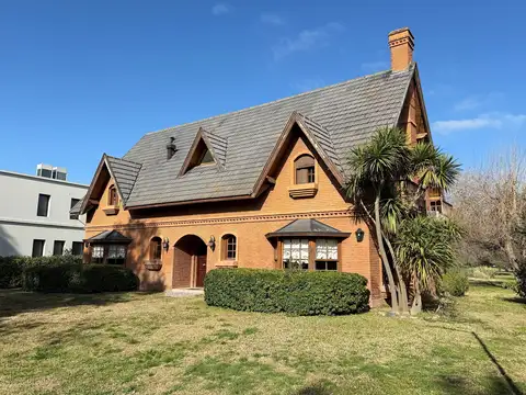 Casa en Venta de 4 dormitorios