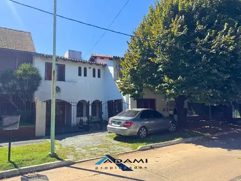 Importante Chalet en Temperley - Lomas de Zamora