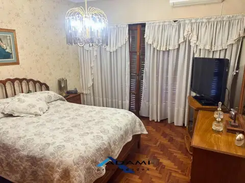 Importante Chalet en Temperley - Lomas de Zamora