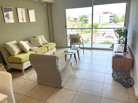 Montes de Oca al 300