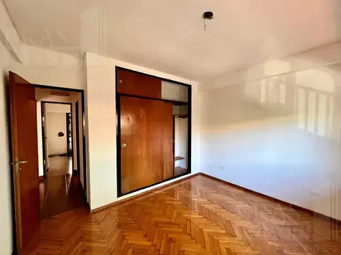 Semipiso 3 amb. 90m2 / Casi SIN expensas