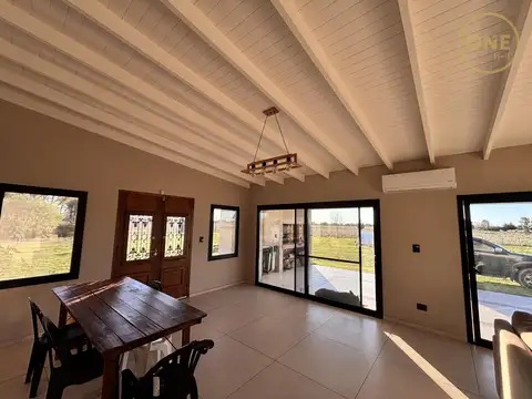 Casa 4 ambientes con 1 baño