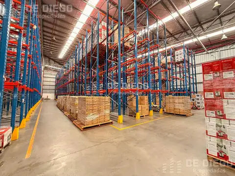 Deposito en alquiler 1340 m2 dentro de predio con seguridad, El Talar, Pacheco Tigre