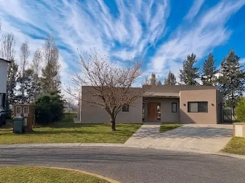 Casa en Venta en San Matias, USD 260.000