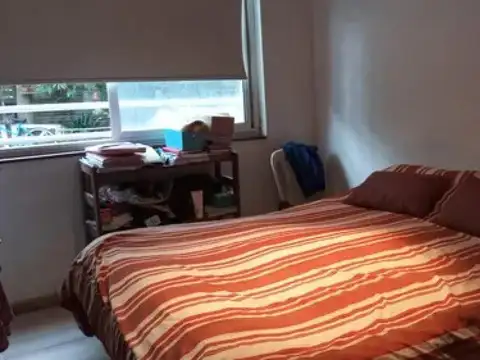 Casa en venta - 3 Dormitorios 1 Baño - Local - Pinamar