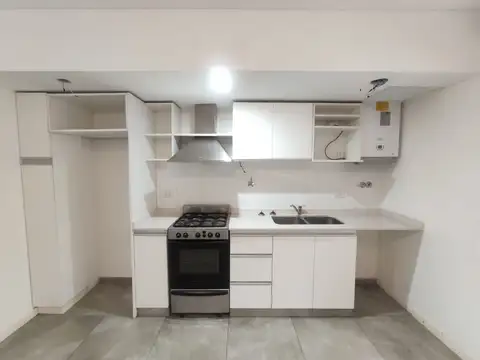 Departamento en Alquiler en Santos Lugares, $ 750.000