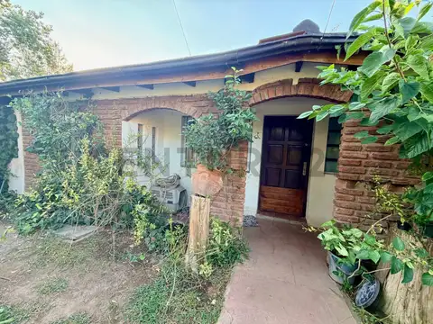 Segundo Sombra 1900, Piso 0