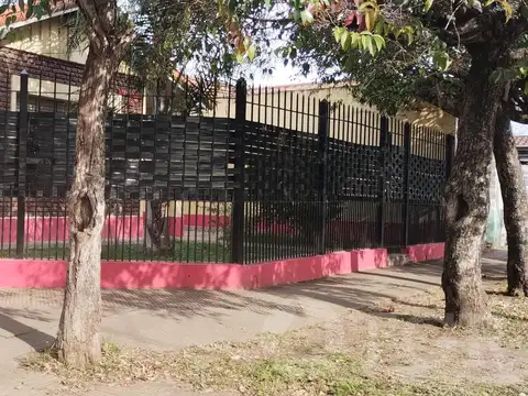 Venta Casa en Bosques, Fcio. Varela Provincia de buenos Aires