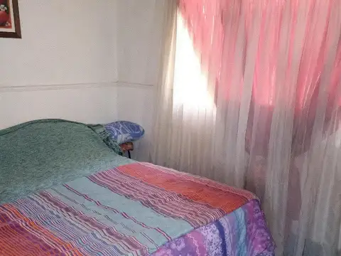 Depto Tipo Casa en Venta 40 años