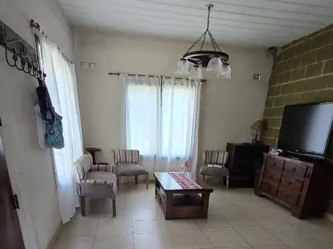 Casa en Venta con 1 cochera