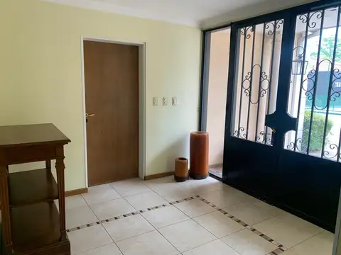 Casa en Alquiler de 4 dormitorios