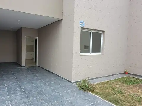 Depto Tipo Casa en Venta de 6 ambientes