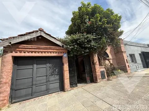 Villa Ballester. Casa con personalidad propia y un espacio verde único.