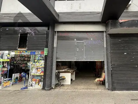Alquiler de local en galería comercial, Once