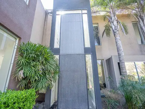 Casa en Venta en Manuel Alberti, USD 380.000