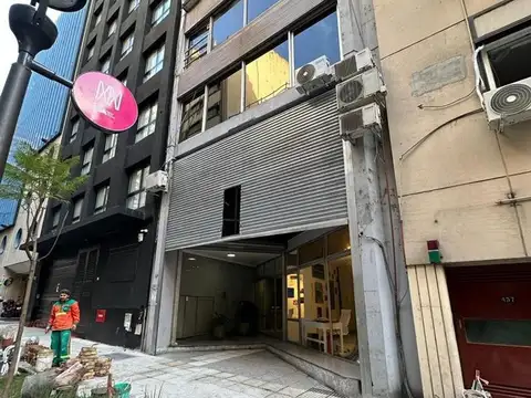 Tres Sargentos 400, Piso 2°