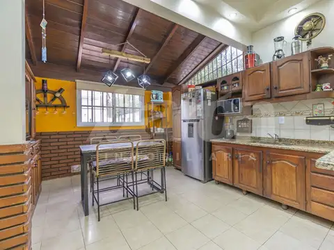 Venta - casa 5 amb - Anchorena 1736 - temperley