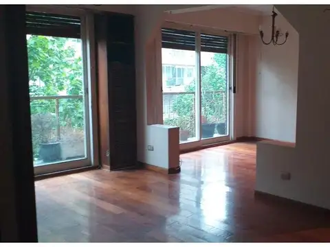 2 amb . Cocina separada. Se amplio el estar comedor (Posibilidad de 2 dormitorio). Habitación con Placar. Baño Completo. P