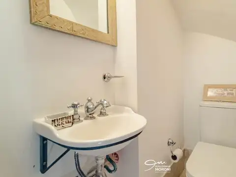 Depto Tipo Casa en Venta con 1 cocheras