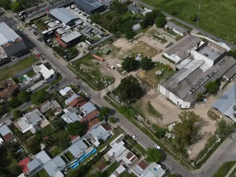 Lote en venta en Gonnet, entre caminos, 2 hectáreas