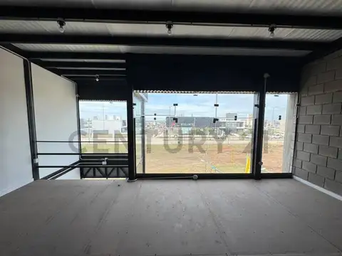 LOCAL COMERCIAL EN VENTA — DOCTA