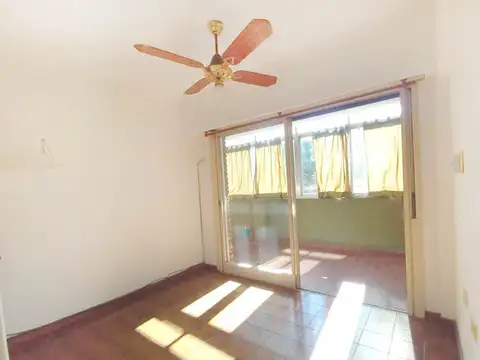 Departamento 5 ambientes con 1 baño