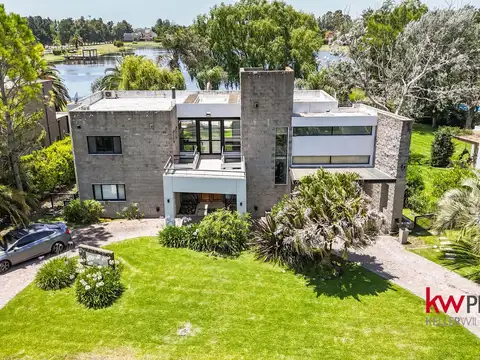 Casa en venta en El Lauquen Club de Campo, Ezeiza, GBA Zona Sur - 7 Ambientes