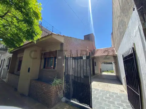 Casa en Alquiler 56 e 14 y 15