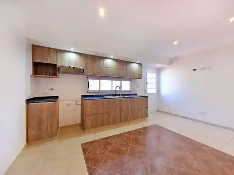 VENTA CASA 3 AMB HURLINGHAM A ESTRENAR TIPO DUPLEX