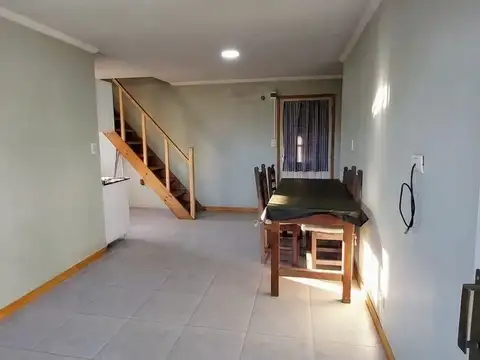 CASA EN MORENO VENTA 2 DORMITORIOS+ JARDIN+COCHERA
