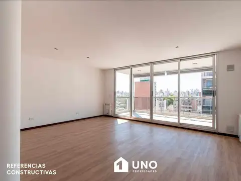 Alvear y Urquiza - Local. Cochera disponible. 