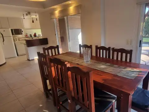 Casa en Alquiler al Sureste